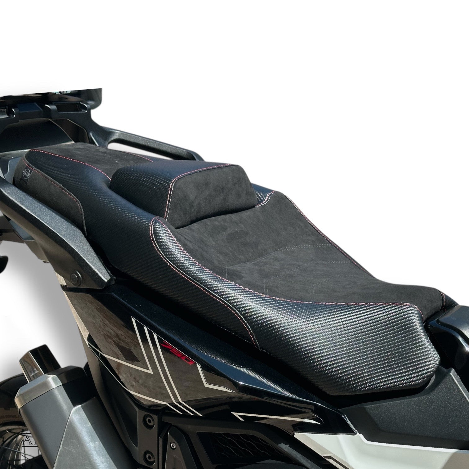 X-ADV 750 Gen 2 Comfort + Comfort Seat by SAAD Covers