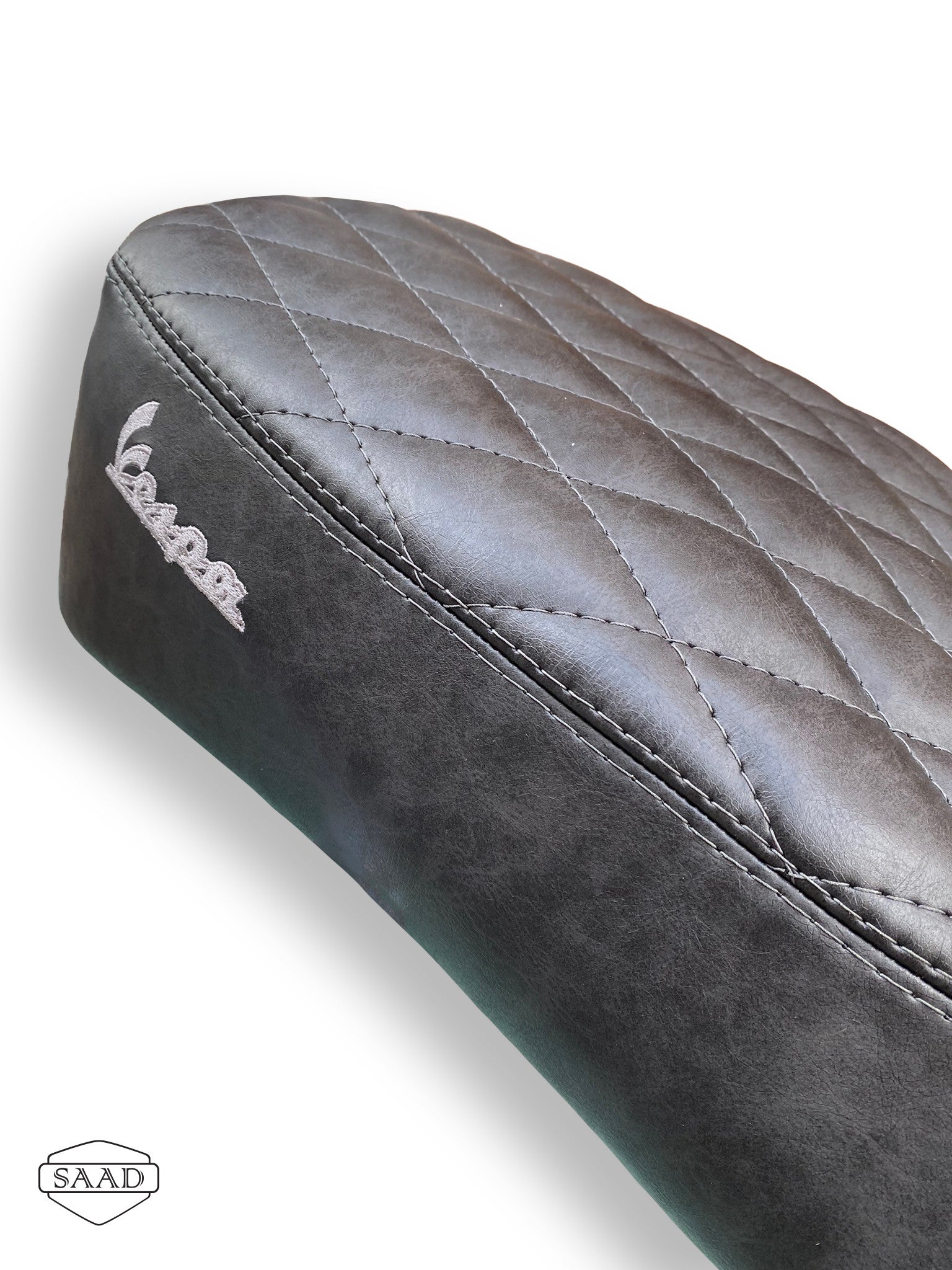 Piaggio Vespa GTS 300 2018 Seat Cover by SAAD Covers - Photo 2