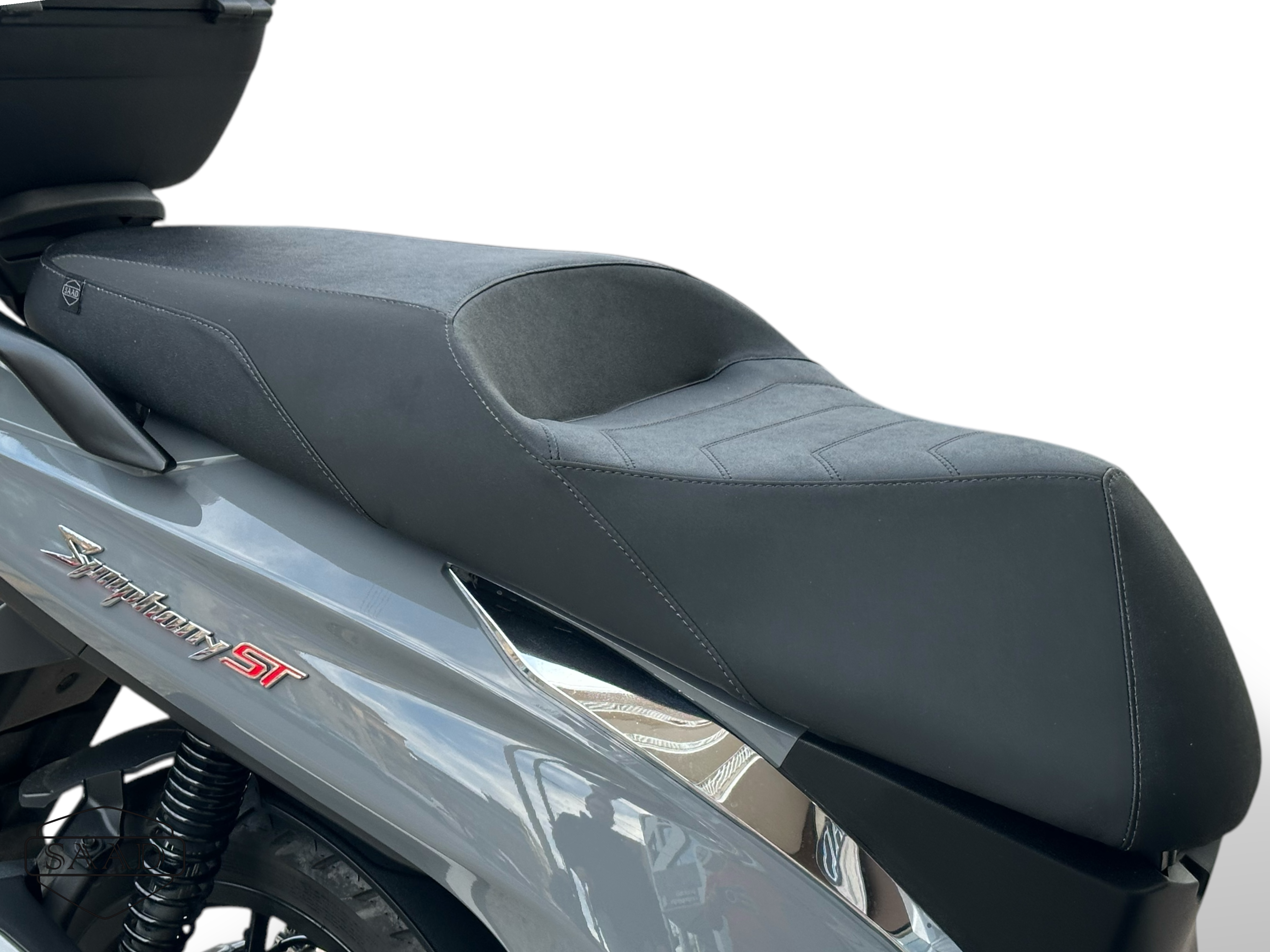 SYM SYMphony St 200 Comfort Seat by SAAD Covers