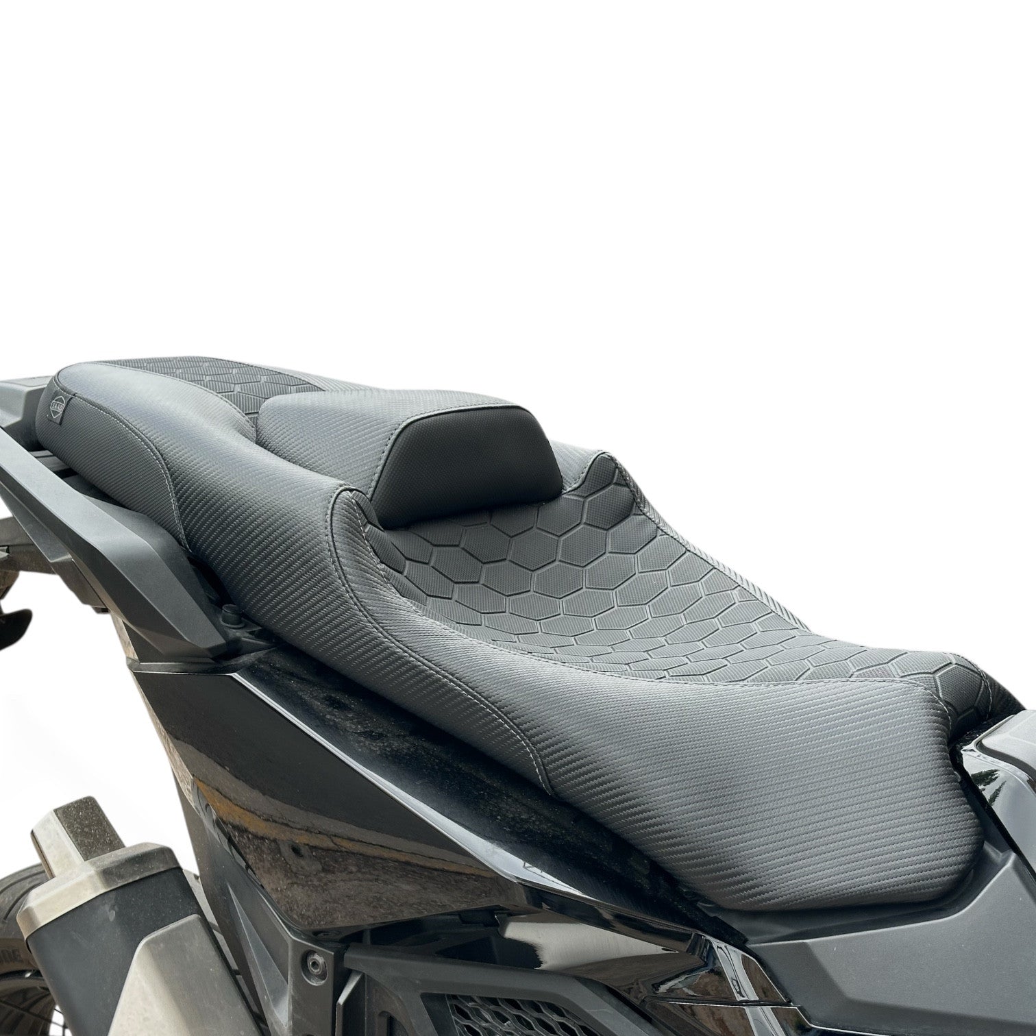 X-ADV 750 Gen 2 Comfort + Comfort Seat by SAAD Covers