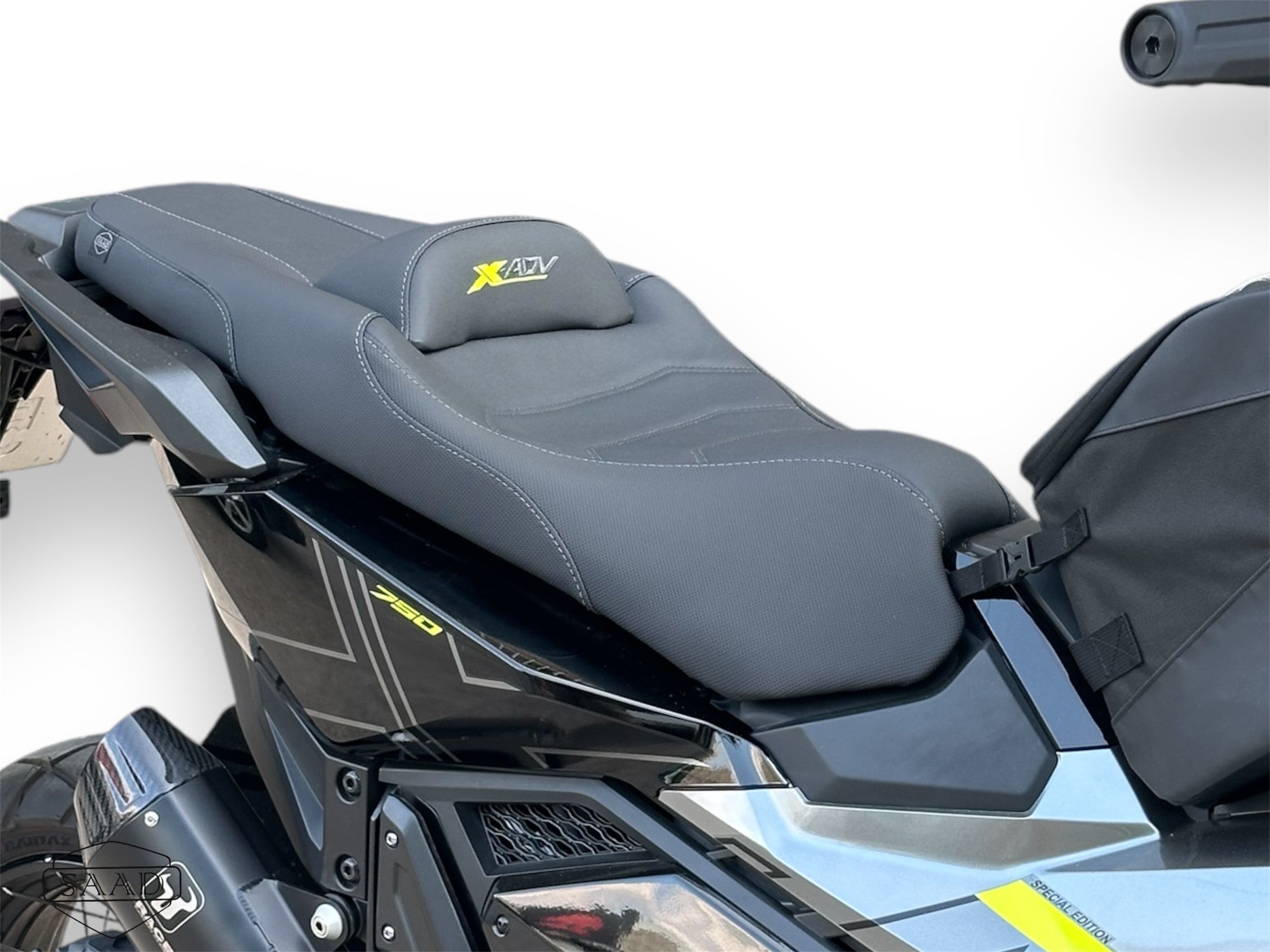 X-ADV 750 Gen 2 Comfort + Comfort Seat by SAAD Covers
